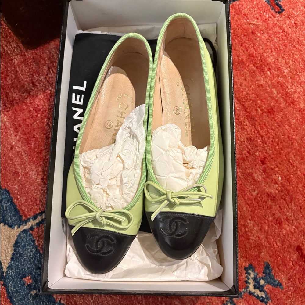 Chanel Women's Green and Black Ballet Flats ballerines vintage rare